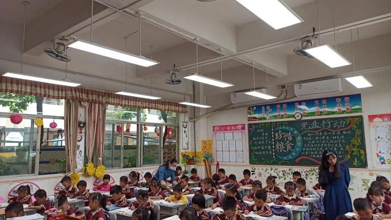 工程LED灯具批发价格：揭秘影响成本的关键因素**